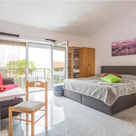 Apartamento Sinisa 2286 *