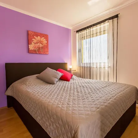Apartamento Sinisa 2286 Pula